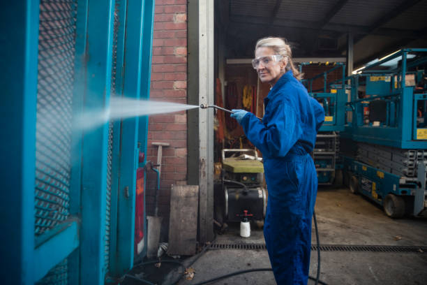 Best Warehouse Cleaning  in Flandreau, SD