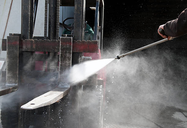 Best Oil Spill Cleanup  in Flandreau, SD